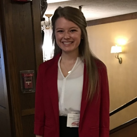 Meet your Posher, Jami - Picture 1 of 1